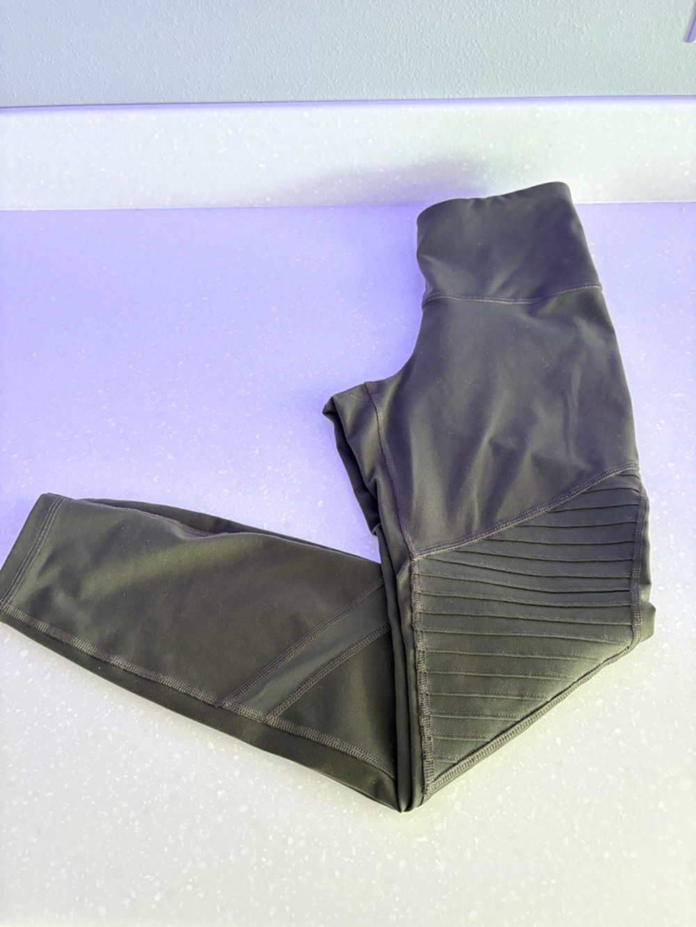 Old Navy Active Dark Grey Elevate Leggings - Picture 3 of 5